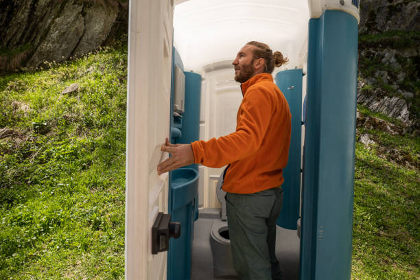 Portable bathroom rental in Freeport, IL